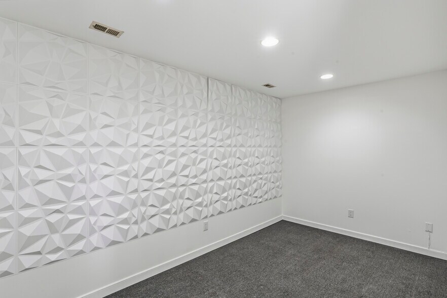 More Photos Of 801-809 Franklin St, Alexandria Loft Creative Space For Lease