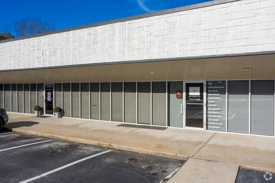 More Photos Of 2121 Fountain Dr, Snellville Medical For Sale
