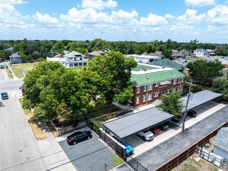 More Photos Of 2837 Hemphill St, Fort Worth Apartments For Sale