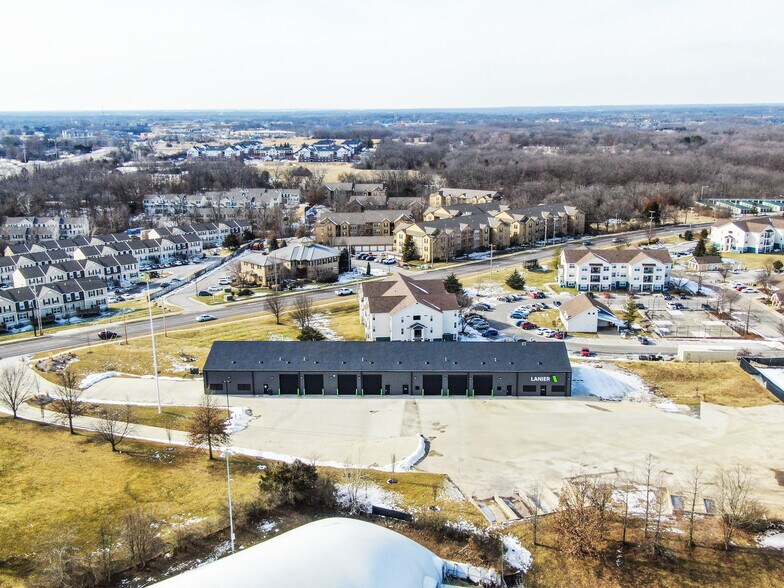 Primary Photo Of 3100 Old 63 S, Columbia Showroom For Sale