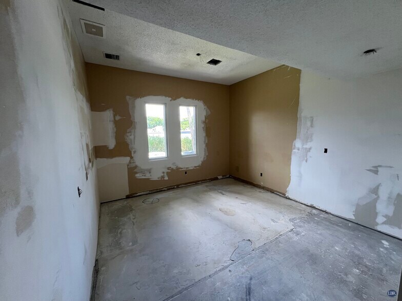 More Photos Of 1849 Jess Parrish Ct, Titusville Medical For Lease