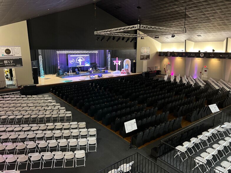 More Photos Of 5776 Shelby Oaks Dr, Memphis Religious Facility For Sale