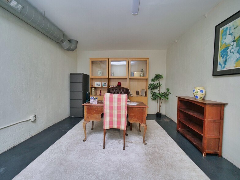 More Photos Of 9614-9616 MacArthur Blvd, Oakland Religious Facility For Lease