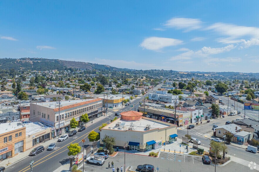 More Photos Of 5859 Foothill Blvd, Oakland Restaurant For Lease