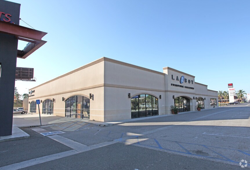 Primary Photo Of 19478 Nordhoff St, Northridge Freestanding For Sale