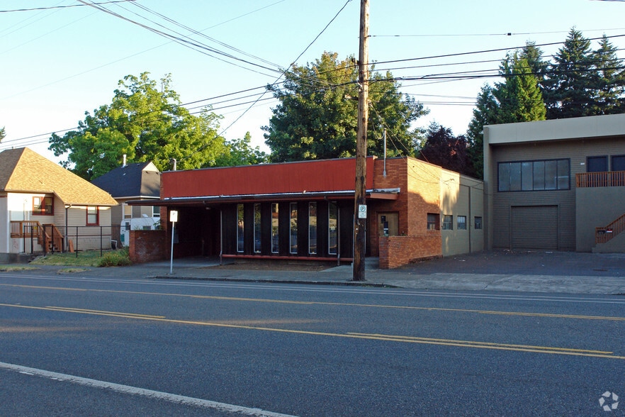 More Photos Of 2925 NE Glisan St, Portland Coworking Space