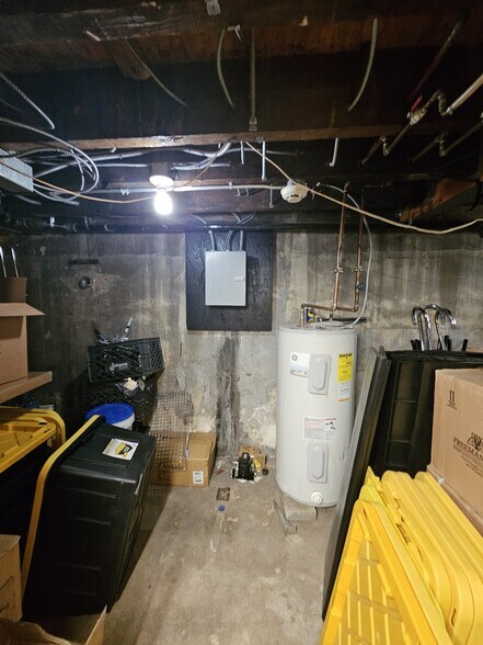 More Photos Of 155 Ridge Rd, North Arlington Storefront For Lease