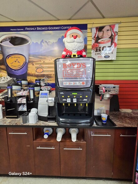 More Photos Of 5201 48th St, Stony Plain Convenience Store For Sale