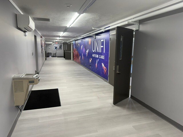 More Photos Of 1015 W Indiana St, Evansville Office For Lease