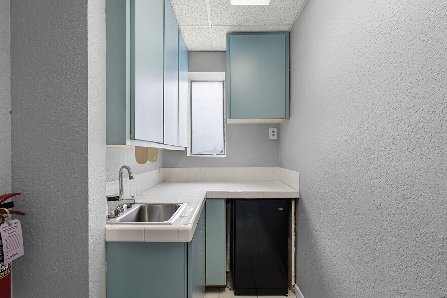 More Photos Of 220 N Palmetto Ave, Orlando Office For Lease