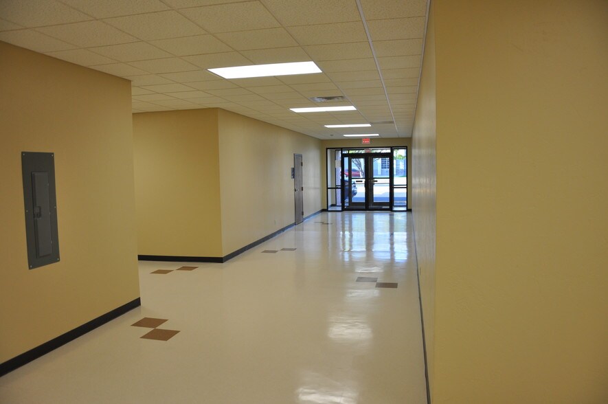 More Photos Of 1100-1104 S Fillmore St, Amarillo Office For Lease