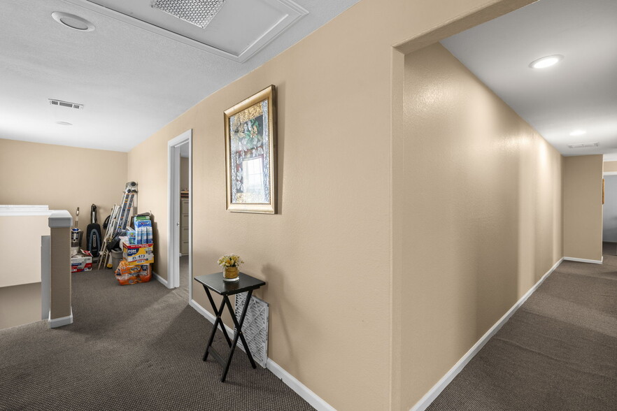 More Photos Of 11200 Thaxton Rd, Austin Religious Facility For Sale