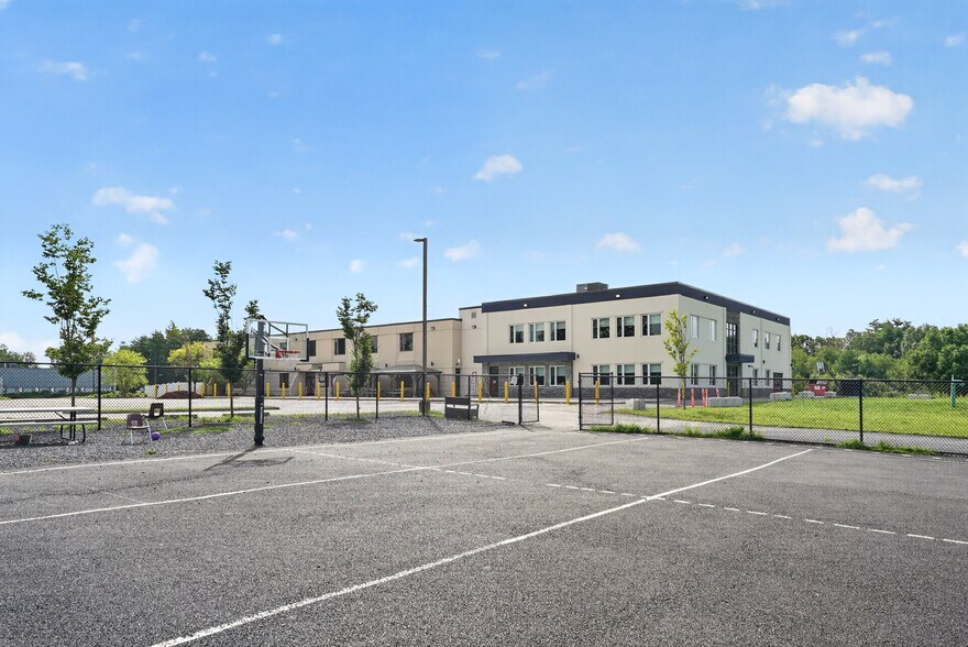 More Photos Of 1 Industrial Dr, Windham Schools For Sale