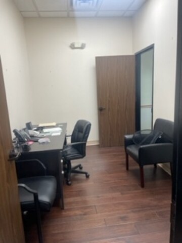 More Photos Of 462 S Mason Rd, Katy Medical For Lease
