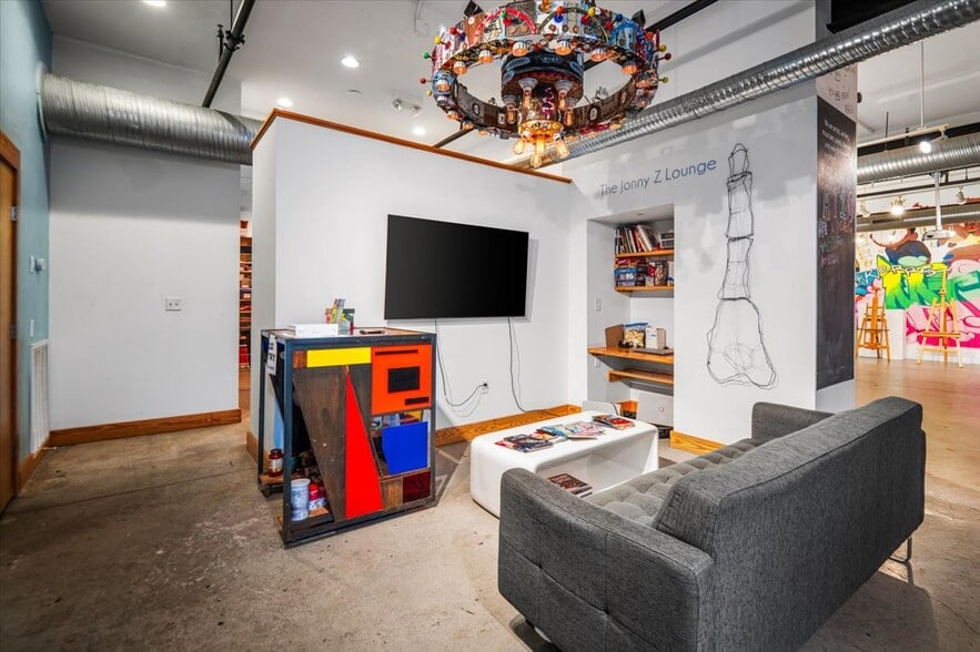 More Photos Of 110-118 W Marshall St, Richmond Apartments For Sale