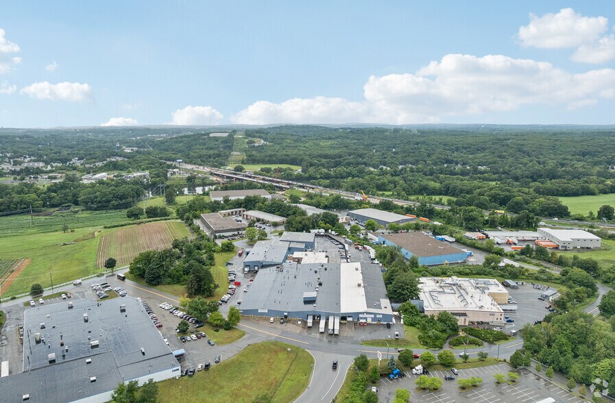 More Photos Of 229-239 Neck Rd, Haverhill Warehouse For Lease