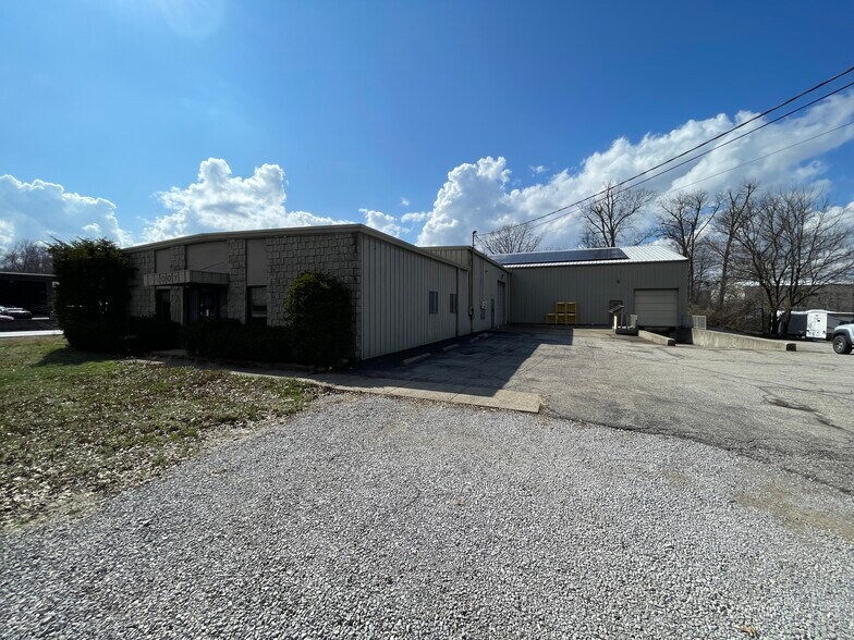 More Photos Of 4007 Bach Buxton Rd, Amelia Warehouse For Lease