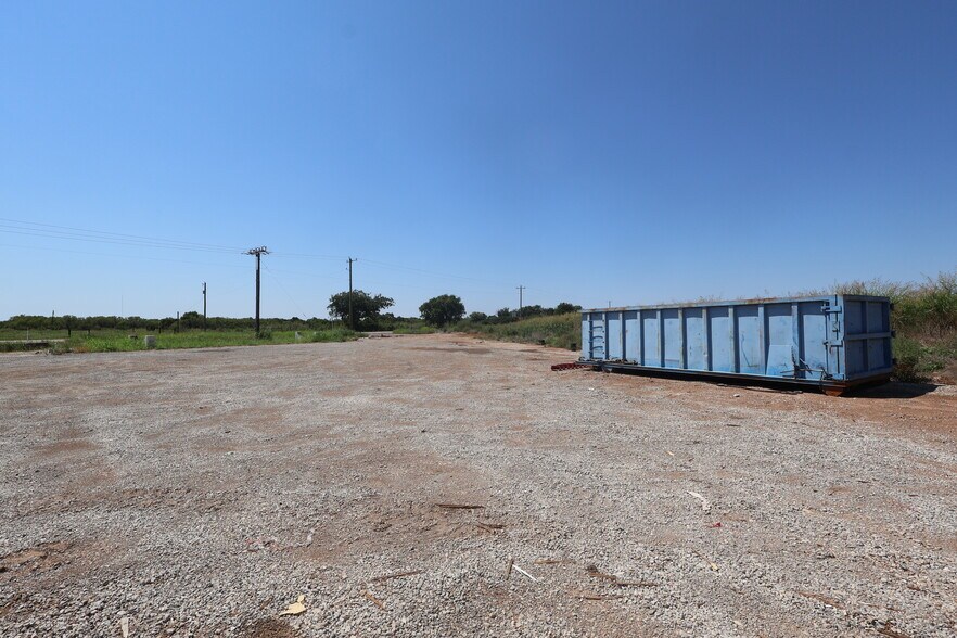 More Photos Of 2062 FM 368 S, Iowa Park Industrial For Sale