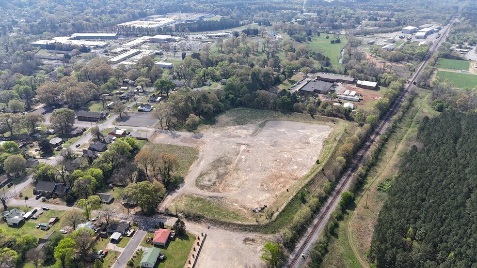 More Photos Of 512 Cedar Ave SW, Rome Land For Lease