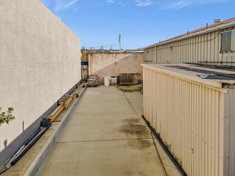 More Photos Of 1356 S 50th St, Richmond Warehouse For Sale