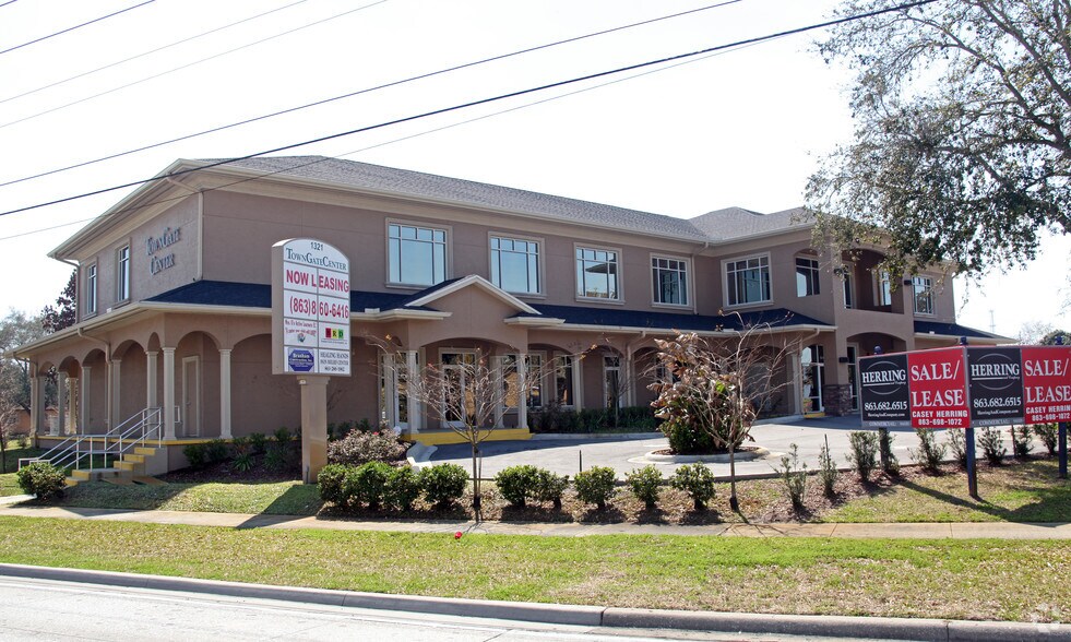 More Photos Of 1321 E Memorial Blvd, Lakeland Medical For Lease