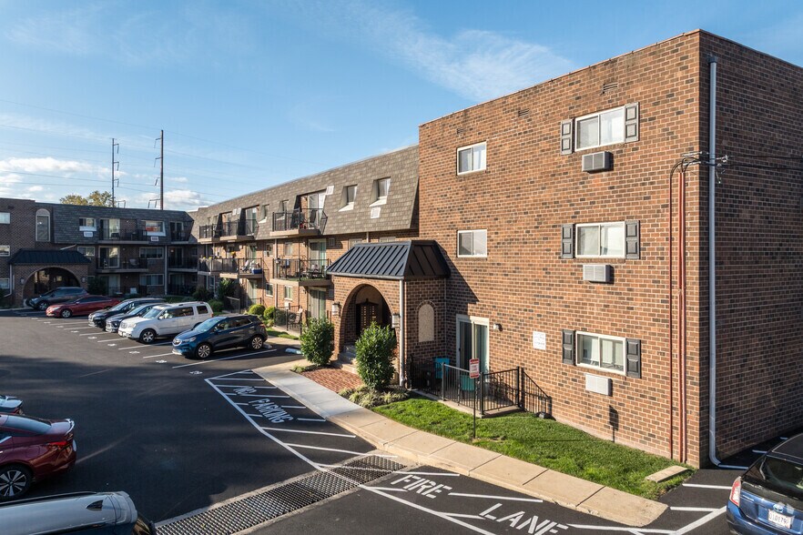 Primary Photo Of 1200 Lincoln Ave, Prospect Park Apartments For Lease