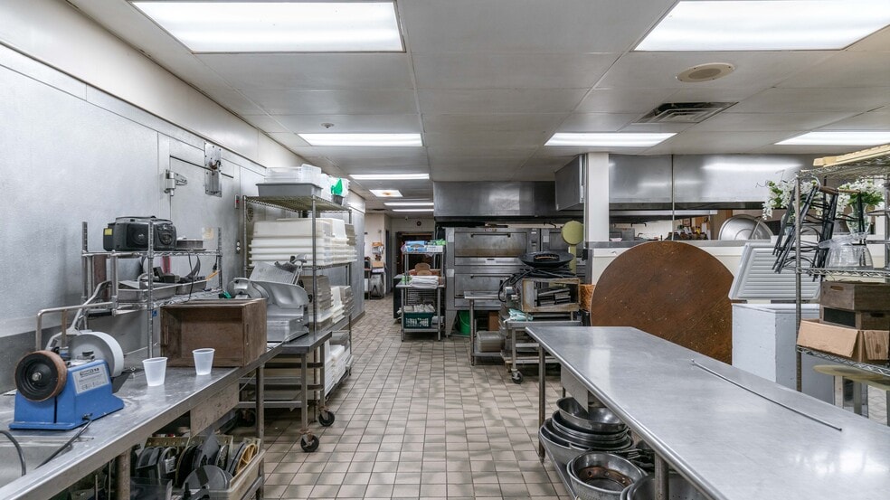 More Photos Of 271 Columbia Ave, Depew Lodge Meeting Hall For Sale