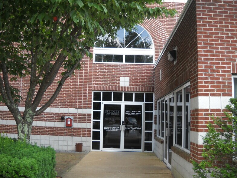 Primary Photo Of 47 E Grove St, Middleborough Office For Lease
