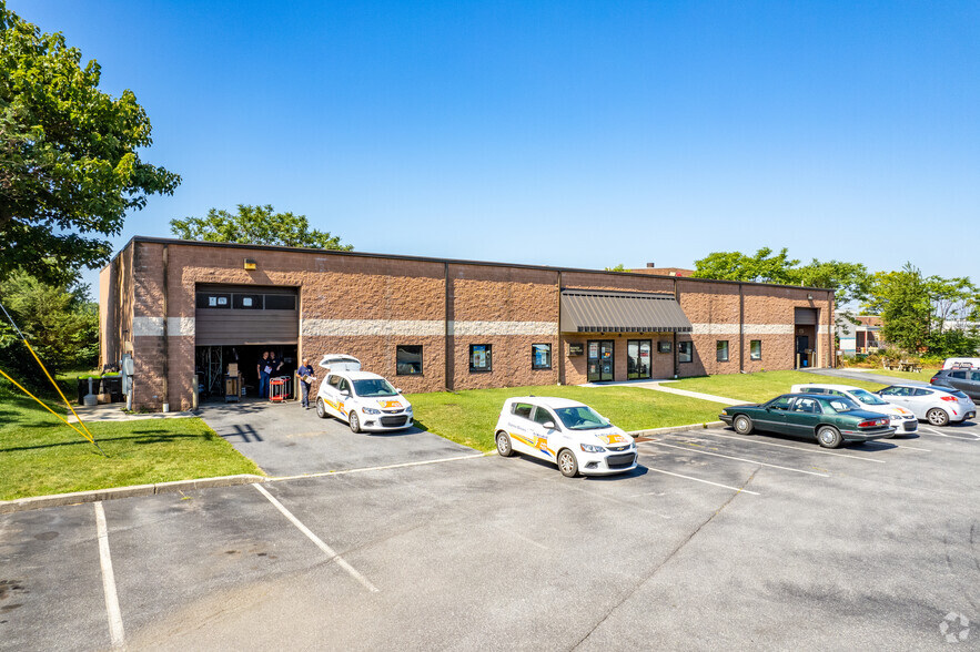More Photos Of 360 Steel Way, Lancaster Warehouse For Lease