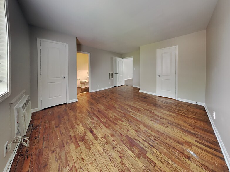 More Photos Of 5700 Leslie Ave, Nashville Apartments For Sale