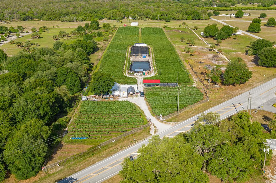 Primary Photo Of 3510 Walk in Water Rd, Lake Wales Winery Vineyard For Sale