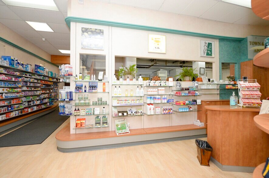 More Photos Of 66 E Ridgewood Ave, Ridgewood General Retail For Lease