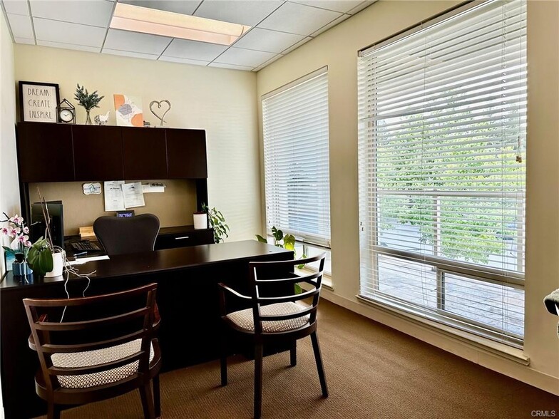 More Photos Of 2580 Sierra Sunrise Ter, Chico Office For Lease