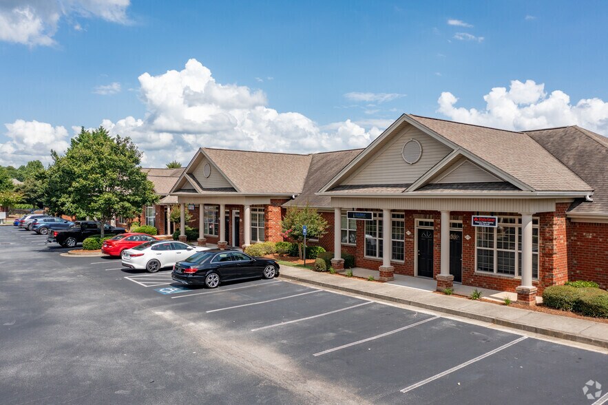 Primary Photo Of 6770-6782 Jamestown Dr, Alpharetta Medical For Sale