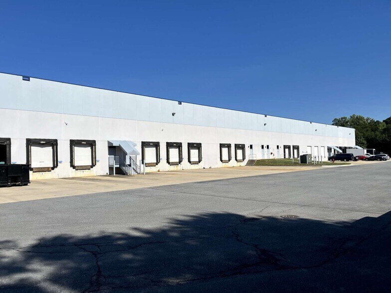 More Photos Of 8420 Westphalia Rd, Upper Marlboro Warehouse For Lease