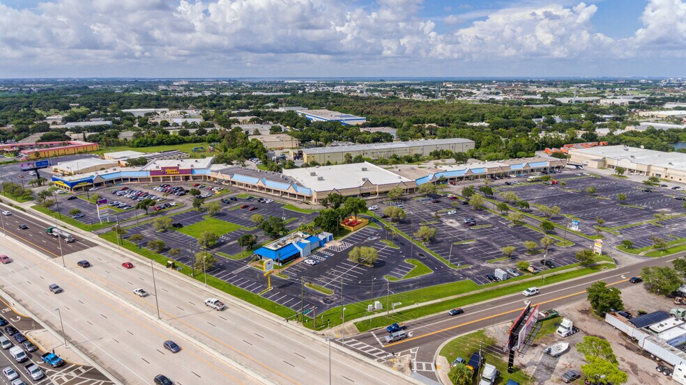 More Photos Of 11141 US Highway 19, Clearwater Unknown For Lease