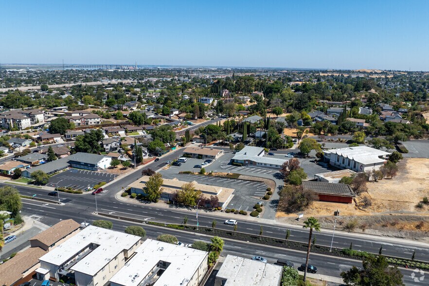 More Photos Of 3105-3107 Lone Tree Way, Antioch Coworking Space