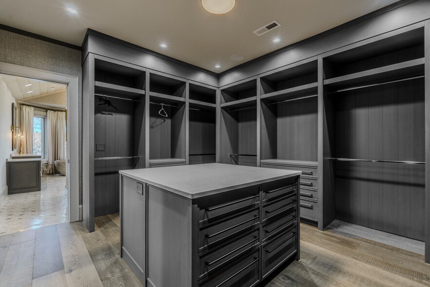 More Photos Of 6720 Erie Rd, Sweetwater Lodge Meeting Hall For Sale