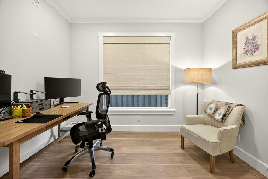 More Photos Of 111 Cedar St, Rogue River Office Residential For Sale