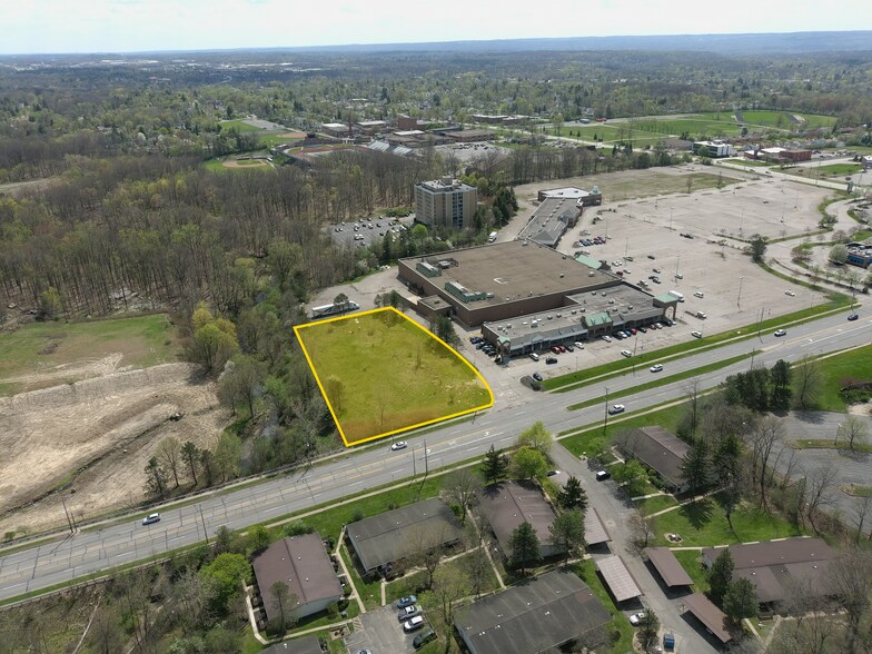 More Photos Of 22807 Rockside Rd, Bedford Land For Lease