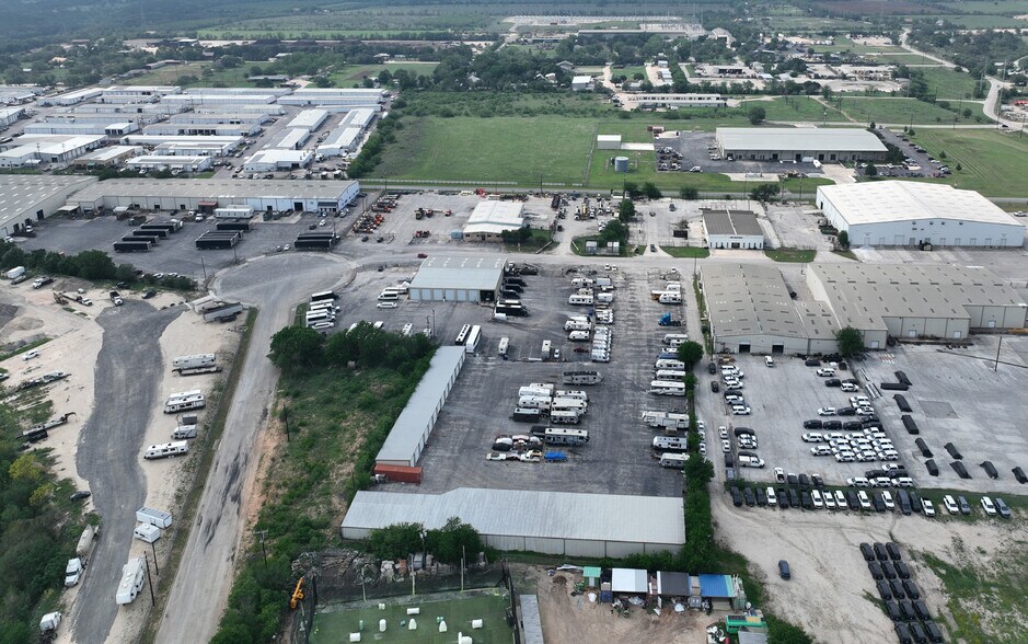 More Photos Of 8124 Bracken Crk, San Antonio Land For Lease