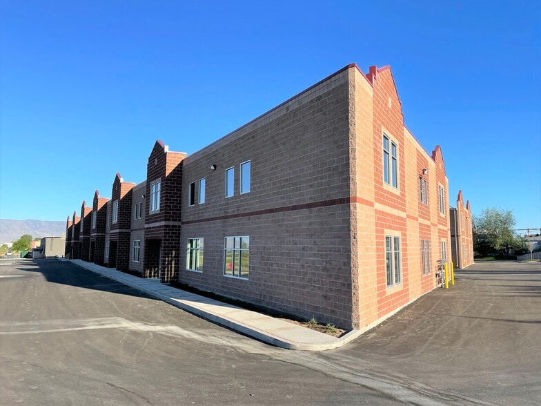 More Photos Of 1280 S 1380 W, Orem Flex For Lease