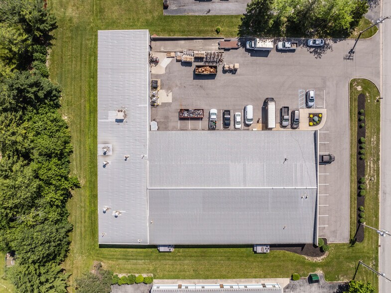 More Photos Of 15535 Stony Creek Way, Noblesville Manufacturing For Lease