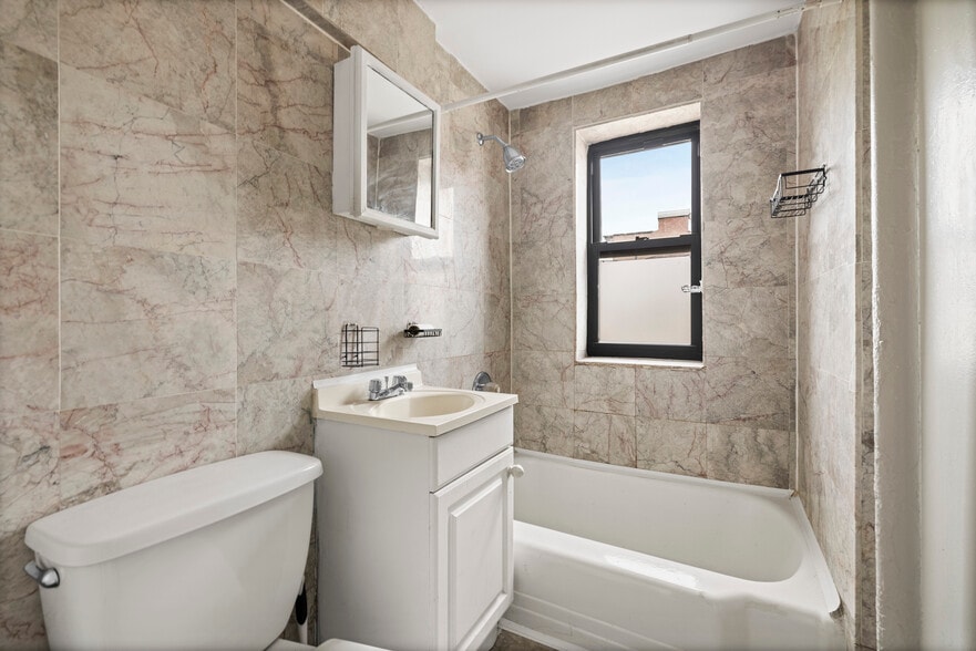 More Photos Of 49-55 Cumberland St, Brooklyn Storefront Retail Residential For Sale