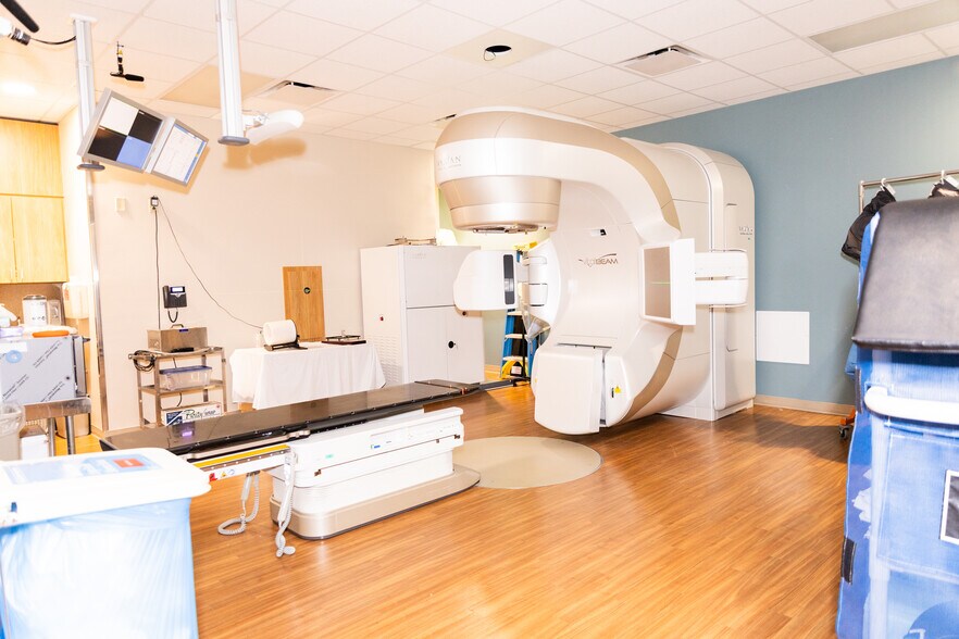 More Photos Of 310 Academy St, Ahoskie Medical For Sale