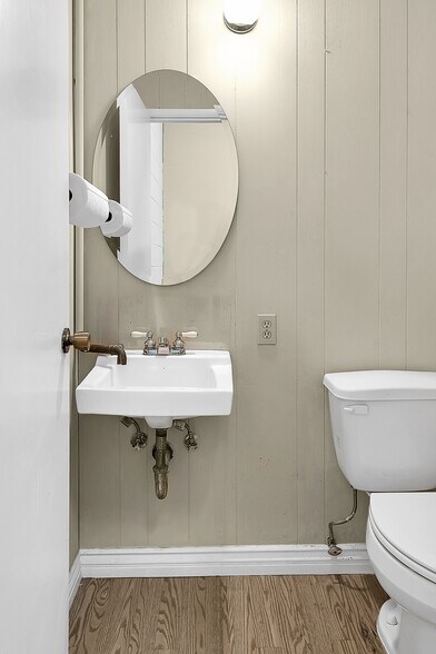 More Photos Of 10310-10312 Culver Blvd, Culver City Medical For Lease