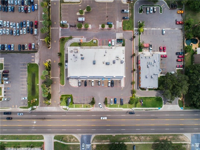 More Photos Of 807 S Jackson Rd, Pharr Storefront For Lease