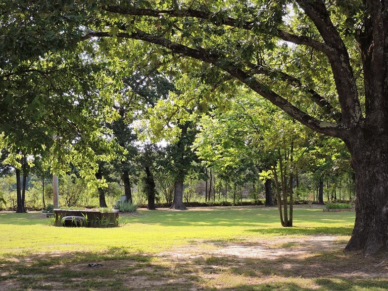 More Photos Of 1083 N 4290 Rd, Sawyer Hotel For Sale