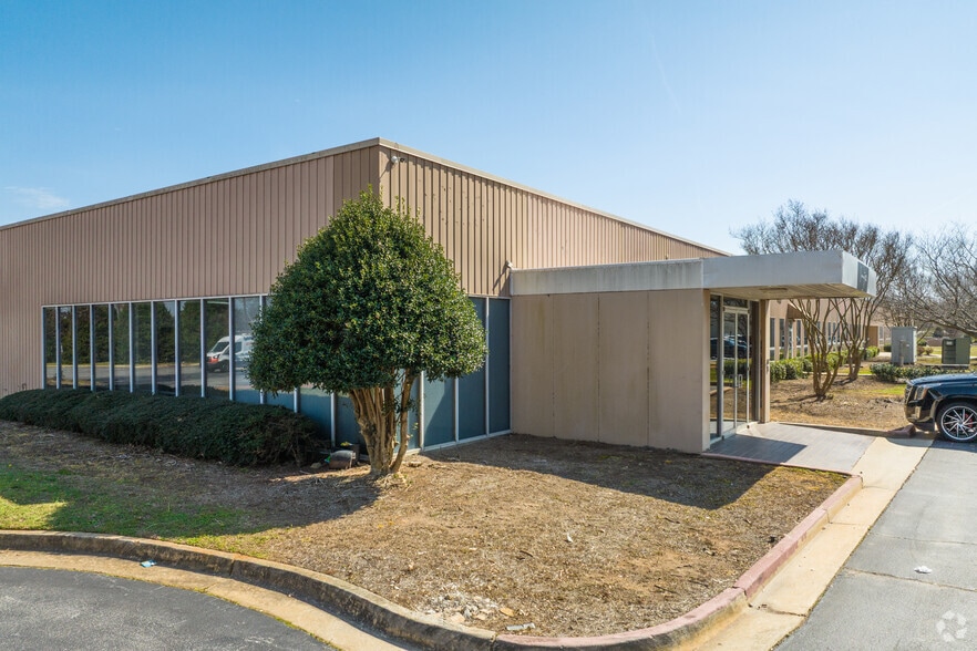 More Photos Of 1461-1477 Highway 20 W, McDonough Warehouse For Lease