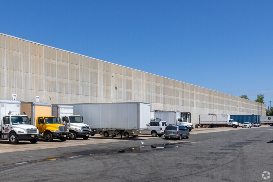 More Photos Of 1 Matrix Dr, Monroe Township Warehouse For Lease